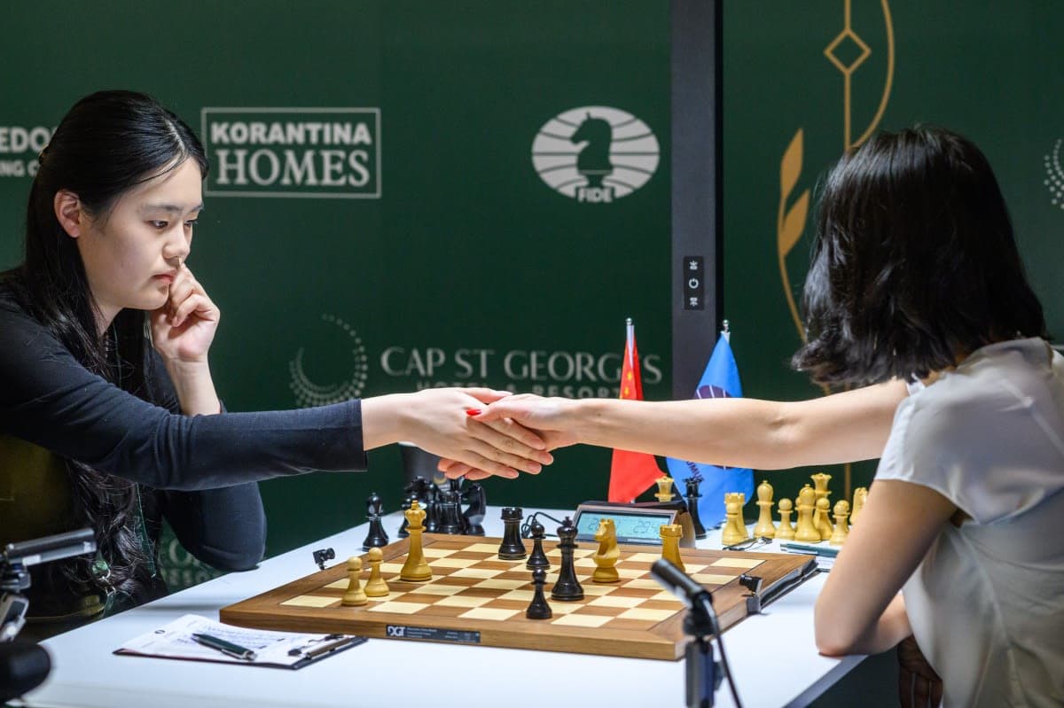 FIDE Candidates 2026 Round 9: Vaishali Crushes Divya With Double Rook Sacrifice, Giri Closes In on Sindarov